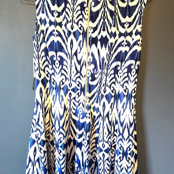 Blue and White Print Dress Fit and Flare - Picture 4 of 6